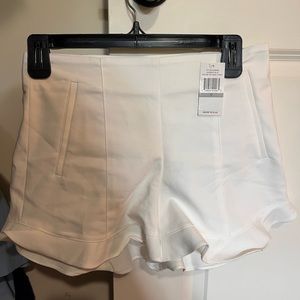 1. State ruffle hem shorts